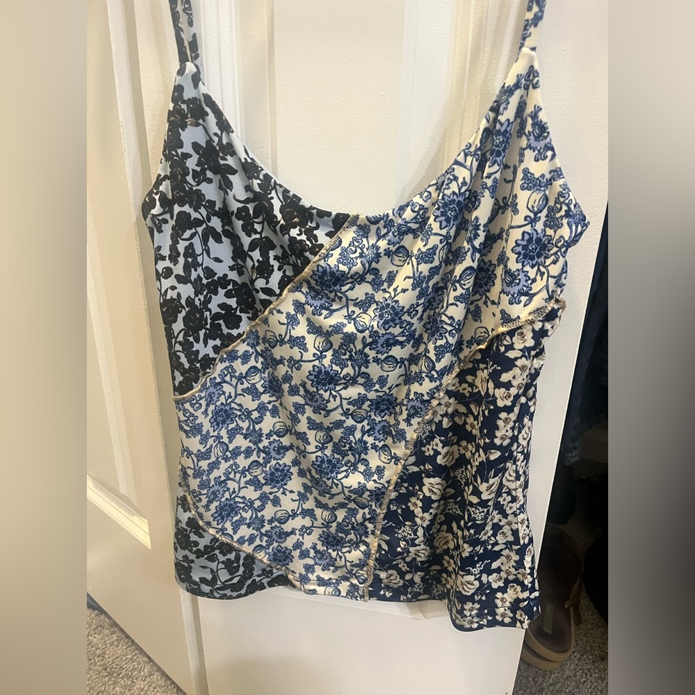 Mango Blue and Black Floral tank